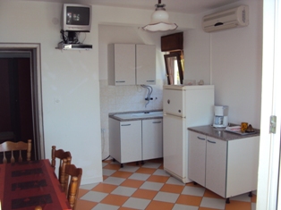 Rogoznica -Apartment C - kitchen 2